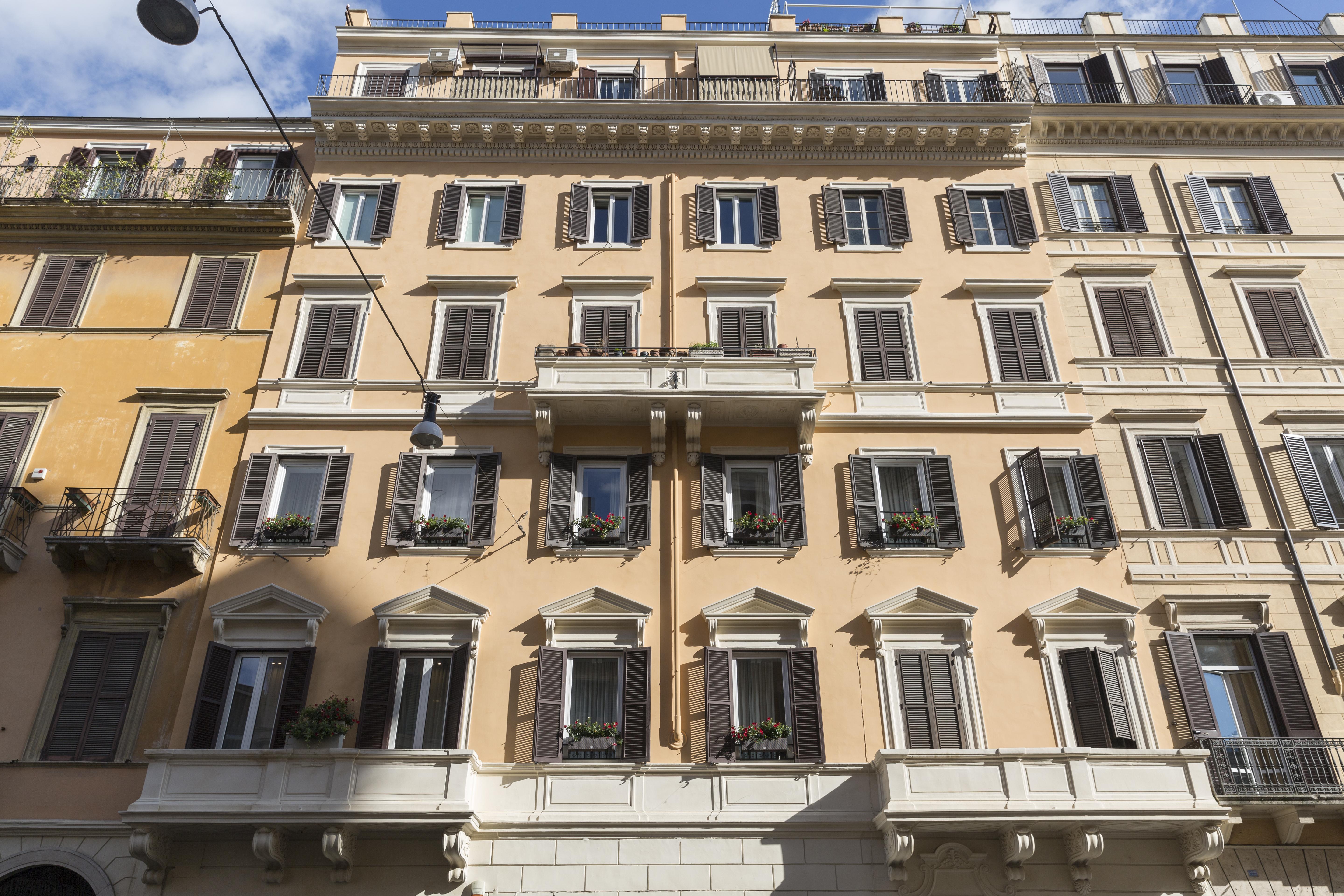 San Carlo Suite, Rome